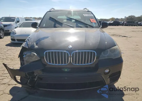 2011 BMW X5 xDrive35D z USA, uszkodzony, nr VIN 5UXZW0C54BL661981